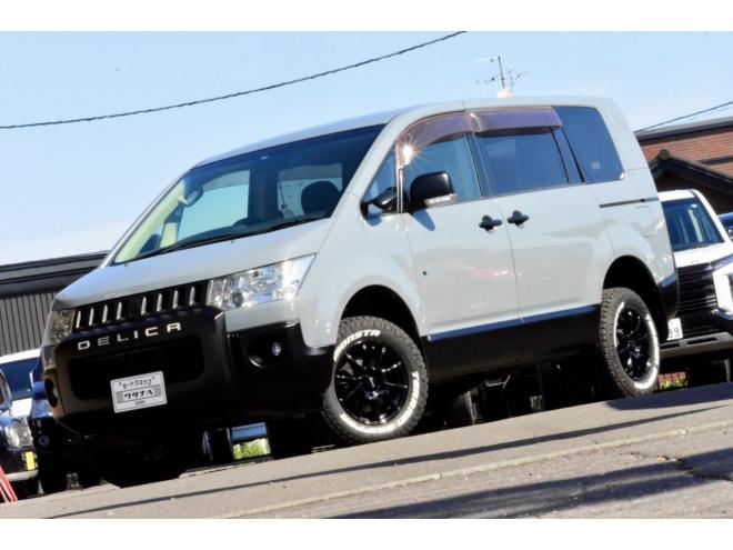 デリカD:5　Ｇパワーパッケージ　４ＷＤ　オールペイント　リフトアップ　シートカバー　ドラレコ前後　社外マフラー
