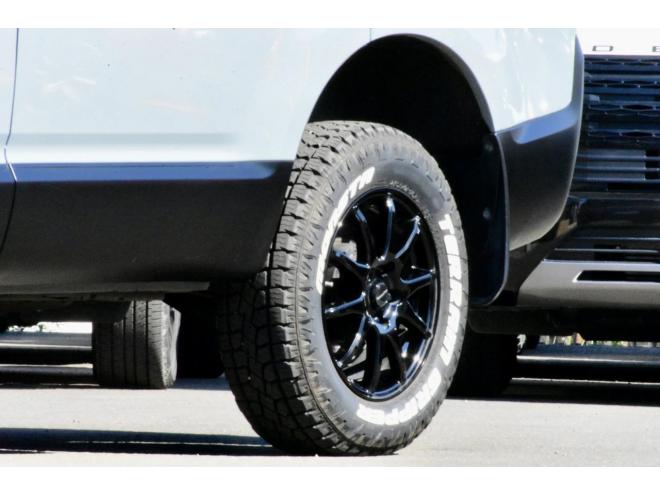 デリカD:5　Ｇパワーパッケージ　４ＷＤ　オールペイント　リフトアップ　シートカバー　ドラレコ前後　社外マフラー