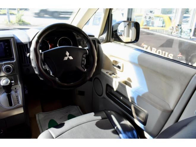 デリカD:5　Ｇパワーパッケージ　４ＷＤ　オールペイント　リフトアップ　シートカバー　ドラレコ前後　社外マフラー