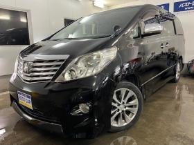 アルファード　３５０Ｓ　プライムセレクションⅡ　タイプゴールド　後期型　本州仕入　禁煙車　純正１８インチＡＷ　社外１６ＡＷ＋スタッドレスタイヤ付　両側パワースライドドア　パワーバックドア　純正ＨＤＤナビ（フルセグ地デジ　ＤＶＤ再生　Ｂｌｕｅｔｏｏｔｈ）＋バックカメラ　純正リアフリップダウンモニター　シアターサウンドシステム　前後コーナーセンサー　クール＆ホットＢＯＸ　コーナーセンサー　クルーズコントロール　横滑り防止装置　ＨＩＤ　ＥＴＣ 　タイミングチェーン 4WD 3500 5Dr