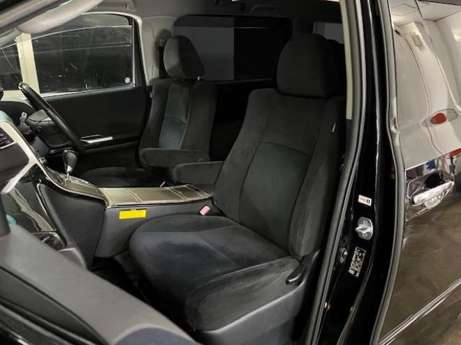 アルファード３５０Ｓ　プライムセレクションⅡ　タイプゴールド　後期型　本州仕入　禁煙車　純正１８インチＡＷ　社外１６ＡＷ＋スタッドレスタイヤ付　両側パワースライドドア　パワーバックドア　純正ＨＤＤナビ（フルセグ地デジ　ＤＶＤ再生　Ｂｌｕｅｔｏｏｔｈ）＋バックカメラ　純正リアフリップダウンモニター　シアターサウンドシステム　前後コーナーセンサー　クール＆ホットＢＯＸ　コーナーセンサー　クルーズコントロール　横滑り防止装置　ＨＩＤ　ＥＴＣ 　タイミングチェーン 4WD 3500 5Dr