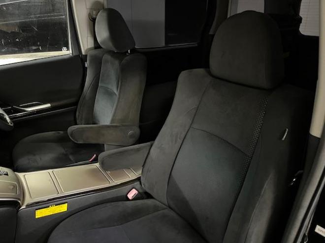 アルファード３５０Ｓ　プライムセレクションⅡ　タイプゴールド　後期型　本州仕入　禁煙車　純正１８インチＡＷ　社外１６ＡＷ＋スタッドレスタイヤ付　両側パワースライドドア　パワーバックドア　純正ＨＤＤナビ（フルセグ地デジ　ＤＶＤ再生　Ｂｌｕｅｔｏｏｔｈ）＋バックカメラ　純正リアフリップダウンモニター　シアターサウンドシステム　前後コーナーセンサー　クール＆ホットＢＯＸ　コーナーセンサー　クルーズコントロール　横滑り防止装置　ＨＩＤ　ＥＴＣ 　タイミングチェーン 4WD 3500 5Dr