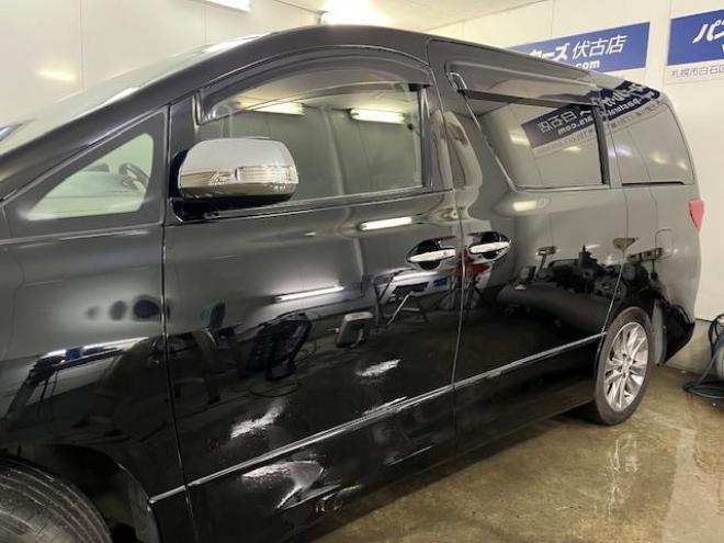 アルファード３５０Ｓ　プライムセレクションⅡ　タイプゴールド　後期型　本州仕入　禁煙車　純正１８インチＡＷ　社外１６ＡＷ＋スタッドレスタイヤ付　両側パワースライドドア　パワーバックドア　純正ＨＤＤナビ（フルセグ地デジ　ＤＶＤ再生　Ｂｌｕｅｔｏｏｔｈ）＋バックカメラ　純正リアフリップダウンモニター　シアターサウンドシステム　前後コーナーセンサー　クール＆ホットＢＯＸ　コーナーセンサー　クルーズコントロール　横滑り防止装置　ＨＩＤ　ＥＴＣ 　タイミングチェーン 4WD 3500 5Dr