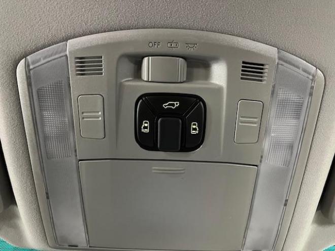 アルファード３５０Ｓ　プライムセレクションⅡ　タイプゴールド　後期型　本州仕入　禁煙車　純正１８インチＡＷ　社外１６ＡＷ＋スタッドレスタイヤ付　両側パワースライドドア　パワーバックドア　純正ＨＤＤナビ（フルセグ地デジ　ＤＶＤ再生　Ｂｌｕｅｔｏｏｔｈ）＋バックカメラ　純正リアフリップダウンモニター　シアターサウンドシステム　前後コーナーセンサー　クール＆ホットＢＯＸ　コーナーセンサー　クルーズコントロール　横滑り防止装置　ＨＩＤ　ＥＴＣ 　タイミングチェーン 4WD 3500 5Dr