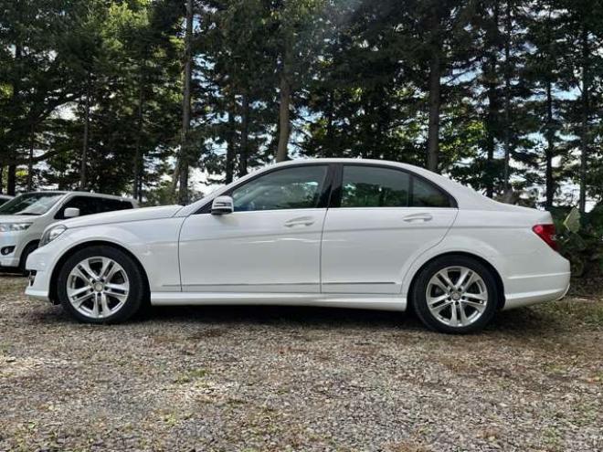 ベンツCクラス C180 アバンギャルド クルーズコントロール ABS ナビTV バックカメラ ETC 革シート キーレス パワステ パワーウィンドウ 電動シート 横滑り防止装置 盗難防止装置 正規輸入車 2WD 1800