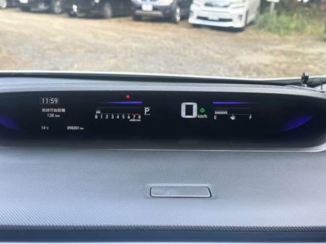 ステップワゴン1.5 スパーダ クールスピリット 4WD　ホンダセンシング　純正アルミ　パワステ　パワーウィンドウ　記録簿　ABS　両側パワースライドドア　クルーズコントロール　LEDヘッドライト　トリプルゾーンフルオートエアコン　コンビシート 1500