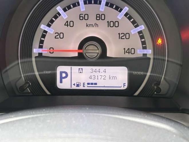 ハスラーX 4WD　社外マフラー　デュアルカメラブレーキサポート　パワステ　パワーウィンドウ　キーレス　オートエアコン　シートヒーター　純正アルミ　ナビTV　バックカメラ 660