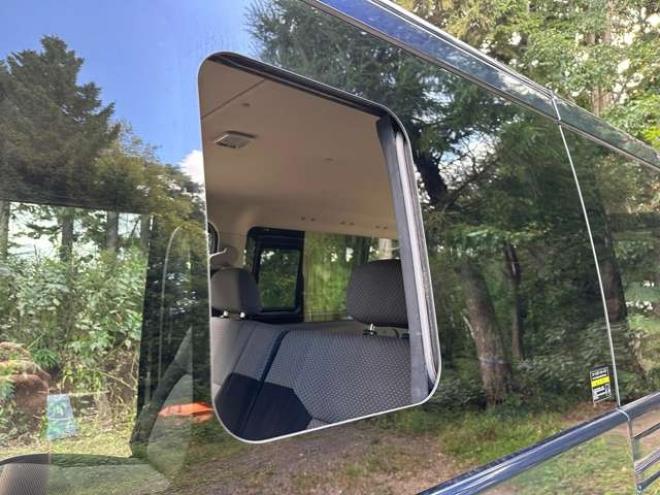 キャラバンNV350 2.5 プレミアムGX ロングボディ ディーゼルターボ 4WD　パワステ　パワーウィンドウ　純正ナビ　社外アルミ　ABS　リアヒーター　フルセグ　バックカメラ　ETC　キーレス　両側スライドドア 2500