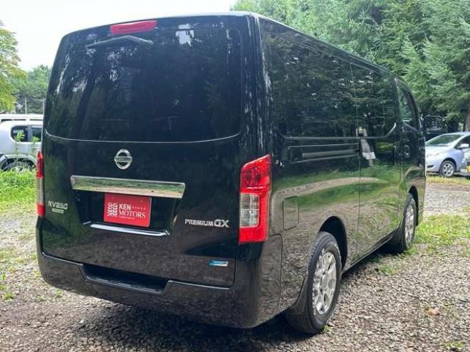 キャラバンNV350 2.5 プレミアムGX ロングボディ ディーゼルターボ 4WD　パワーウィンドウ　パワステ　社外ナビ　社外アルミ　ABS　キーレス　バックカメラ　エンジンスターター　ETC　リアヒーター　リアクーラー　盗難防止装置 2500