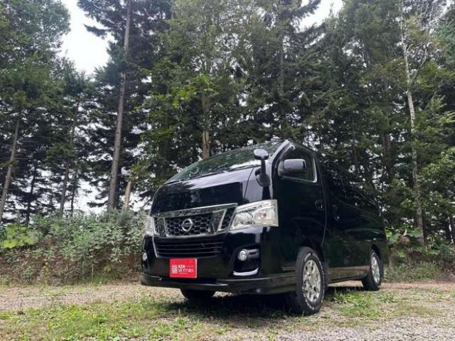 キャラバンNV350 2.5 プレミアムGX ロングボディ ディーゼルターボ 4WD　パワーウィンドウ　パワステ　社外ナビ　社外アルミ　ABS　キーレス　バックカメラ　エンジンスターター　ETC　リアヒーター　リアクーラー　盗難防止装置 2500