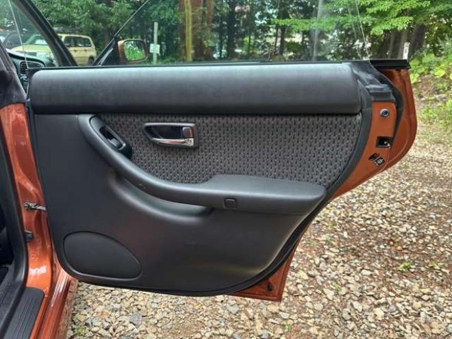 レガシィB4 2.0 RS タイプB 4WD　社外スターター　パワステ　パワーウィンドウ　純正エアロ　純正アルミ　ABS　キーレス　記録簿　電動シート　純正オーディオ 2000