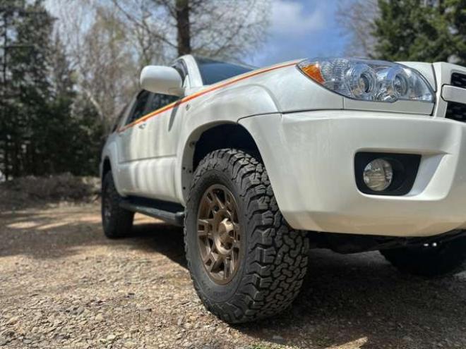 ハイラックスサーフ2.7 SSR-X リミテッド 4WD　リフトアップ/社外ナビ/PS/PW/AW/Bカメラ 2700