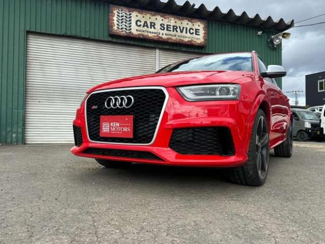 アウディRS Q3 2.5 4WD　ナビTV/Bカメラ/パワーシート/純正AW 正規輸入車 2500