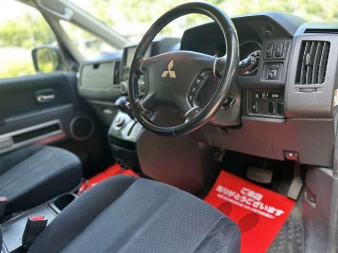 デリカD:5 2.2 D パワーパッケージ ディーゼルターボ 4WD ワンオーナー/記録簿/社外ナビ/Bカメラ/ETC 2300