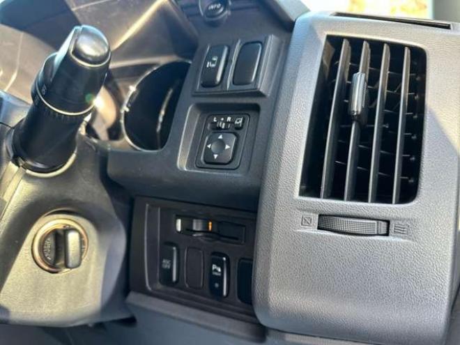 デリカD:5 2.4 シャモニー 4WD ミラーモニタ/ETC/シートヒータ/社外ナビ 2400