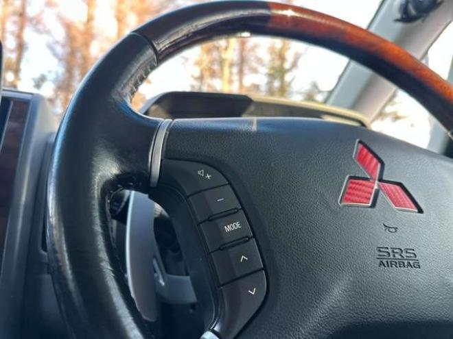 デリカD:5 2.4 シャモニー 4WD ミラーモニタ/ETC/シートヒータ/社外ナビ 2400