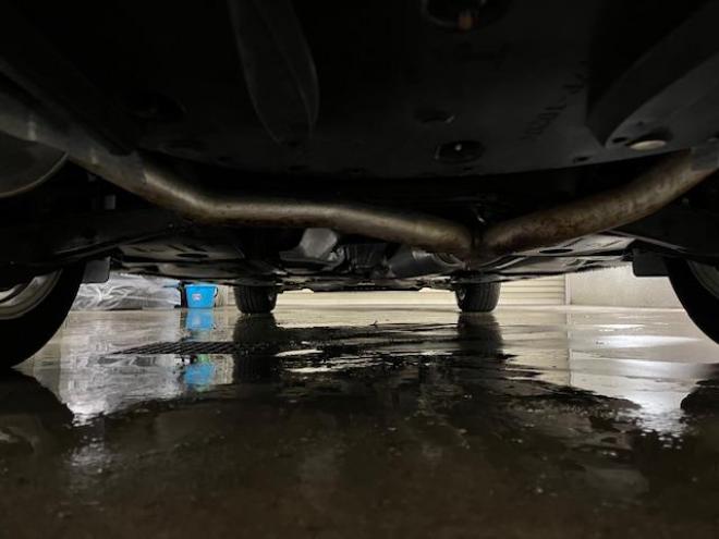 クラウンロイヤルサルーン　ｉ－Ｆｏｕｒ　本州仕入　禁煙車　ＷＡＫＯＳバリアスコーティング済　純正１６インチＡＷ　純正１６ＡＷ＋スタッドレスタイヤ付　純正ナビ（フルセグ地デジ　ＤＶＤ再生　Ｂｌｕｅｔｏｏｔｈ）＋バックカメラ　ＨＩＤヘッドライト　クルーズコントロール　ミラーヒーター　両席パワーシート　ビルトインＥＴＣ 4WD 2500 4Dr