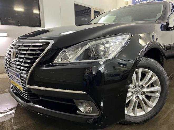 クラウンロイヤルサルーン　ｉ－Ｆｏｕｒ　本州仕入　禁煙車　ＷＡＫＯＳバリアスコーティング済　純正１６インチＡＷ　純正１６ＡＷ＋スタッドレスタイヤ付　純正ナビ（フルセグ地デジ　ＤＶＤ再生　Ｂｌｕｅｔｏｏｔｈ）＋バックカメラ　ＨＩＤヘッドライト　クルーズコントロール　ミラーヒーター　両席パワーシート　ビルトインＥＴＣ 4WD 2500 4Dr