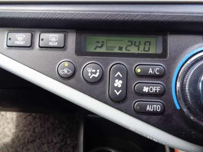 アクア1.5 S スマートキー 純正エンスタ 純正ナビ 2WD 1500