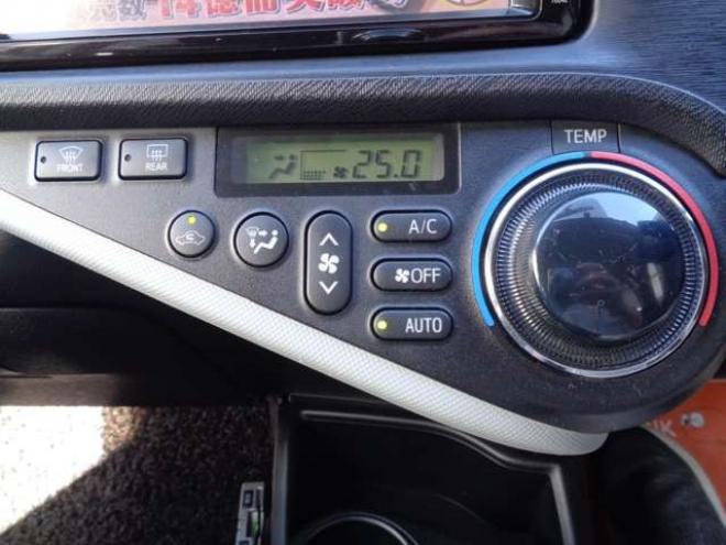 アクア1.5 S ワンオーナー スマートキー 純正エンスタ 純正ナビ 2WD 1500