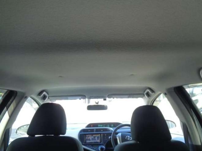 アクア1.5 S ワンオーナー スマートキー 純正エンスタ 純正ナビ 2WD 1500