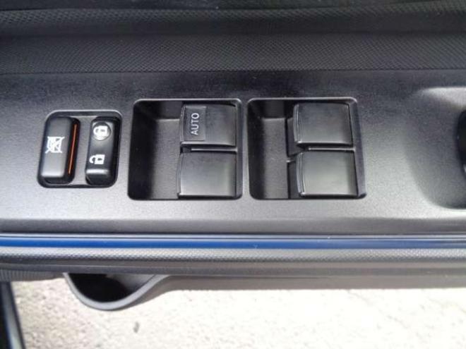 アクア1.5 S スマートキー 純正ナビ バックカメラ 2WD 1500