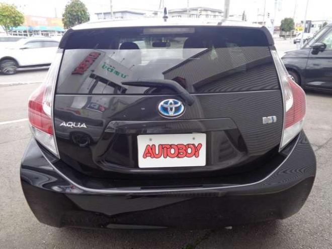 アクア1.5 S スマートキー 純正ナビ バックカメラ 2WD 1500