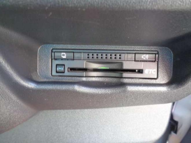 ハイエースバン3.0 スーパーGL ロング ディーゼルターボ 4WD　R4年タイミングベルト交換　キーレス　ナビ　ワンセグ　バックカメラ　バッドラッカー17インチアルミホイール　415コブラボンネット・フロントスポイラー 3000