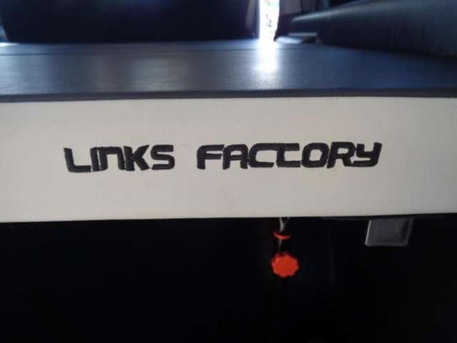 ハイエースバン3.0 スーパーGL ロング ディーゼルターボ 4WD　R4年タイミングベルト交換　キーレス　ナビ　ワンセグ　バックカメラ　バッドラッカー17インチアルミホイール　415コブラボンネット・フロントスポイラー 3000