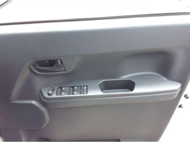 ピクシスメガL SAIII 4WD　両側パワスラ　スマートキー　純正ナビ 660