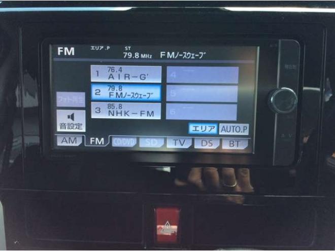 ルーミー1.0 カスタム G 4WD　両側パワスラ　プッシュスタート　スマキー　LEDヘッドライト&フォグ　クルーズコントロール　横滑り防止　衝突被害軽減システム　アイドリングストップ　バックカメラ　トヨタ純正ナビ　フルセグTV 1000