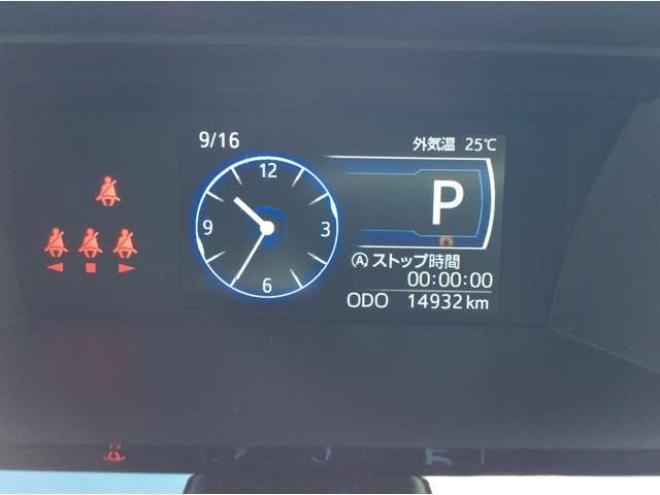 ルーミー1.0 カスタム G 4WD　両側パワスラ　プッシュスタート　スマキー　LEDヘッドライト&フォグ　クルーズコントロール　横滑り防止　衝突被害軽減システム　アイドリングストップ　バックカメラ　トヨタ純正ナビ　フルセグTV 1000