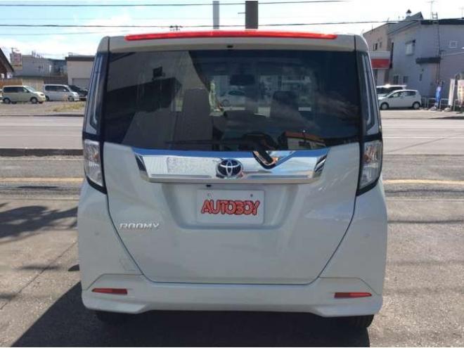 ルーミー1.0 カスタム G 4WD　両側パワスラ　プッシュスタート　スマキー　LEDヘッドライト&フォグ　クルーズコントロール　横滑り防止　衝突被害軽減システム　アイドリングストップ　バックカメラ　トヨタ純正ナビ　フルセグTV 1000