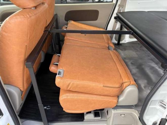 エブリィジョイン ターボ ハイルーフ 4WD　革調シートカバー　Body Lineベッドキッド　デイトナ15インチAW　キーレス　バックカメラ　Panasonicメモリナビ　Bluetooth　FM/AM　横滑り防止　衝突被害軽減システム　フォグランプ 660