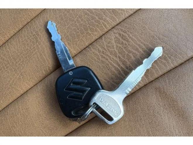 エブリィジョイン ターボ ハイルーフ 4WD　革調シートカバー　Body Lineベッドキッド　デイトナ15インチAW　キーレス　バックカメラ　Panasonicメモリナビ　Bluetooth　FM/AM　横滑り防止　衝突被害軽減システム　フォグランプ 660