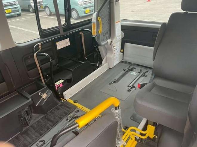 ハイエースバン2.8 ウェルキャブ Bタイプ ロング ディーゼルターボ 4WD　 福祉車両 2800