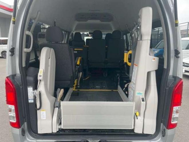 ハイエースバン2.8 ウェルキャブ Bタイプ ロング ディーゼルターボ 4WD　 福祉車両 2800