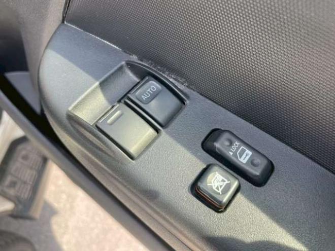 ハイエースバン2.8 DX ロング ディーゼルターボ 4WD　 2800