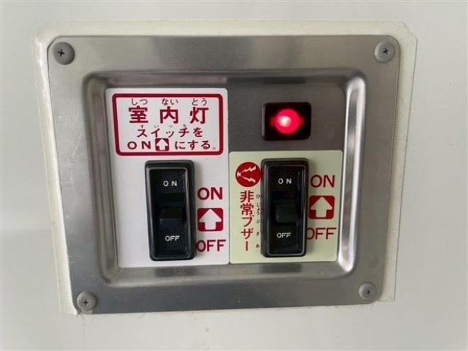 ハイエースバン2.8 中温冷凍バン ロング ディーゼルターボ 4WD　 2800