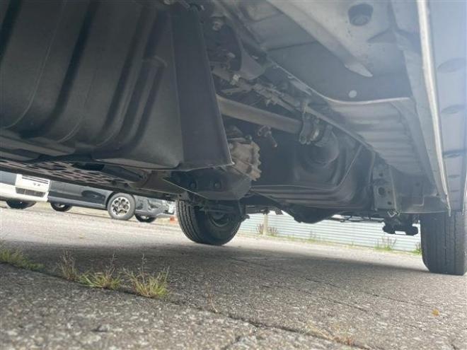 ハイエースバン2.8 中温冷凍バン ロング ディーゼルターボ 4WD　 2800