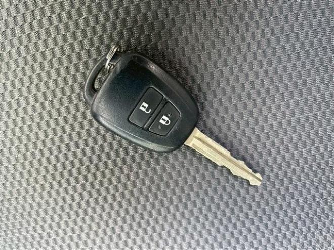 ハイエースバン2.8 中温冷凍バン ロング ディーゼルターボ 4WD　 2800