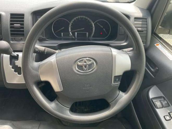 ハイエースバン2.8 DX ロング GLパッケージ ディーゼルターボ 4WD　 2800