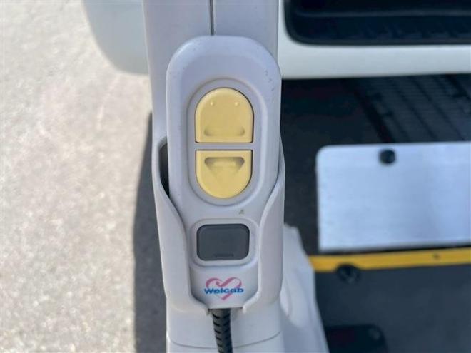 ハイエースバン2.8 ウェルキャブ Bタイプ ロング ディーゼルターボ 4WD　 福祉車両 2800