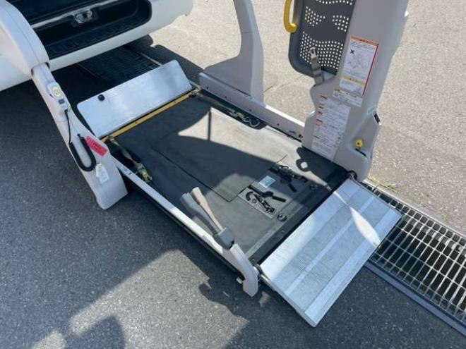 ハイエースバン2.8 ウェルキャブ ASタイプ ロング ディーゼルターボ 4WD　 福祉車両 2800