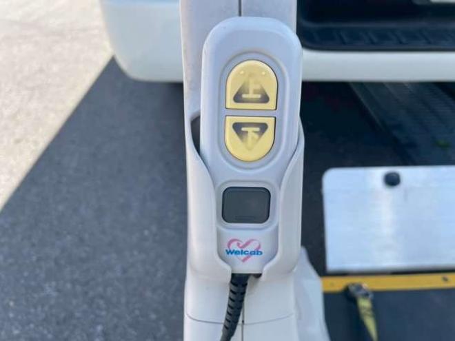 ハイエースバン2.8 ウェルキャブ ASタイプ ロング ディーゼルターボ 4WD　 福祉車両 2800