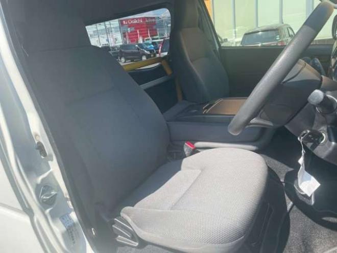 ハイエースバン3.0 ウェルキャブ Bタイプ ロング ディーゼルターボ 4WD　 福祉車両 3000