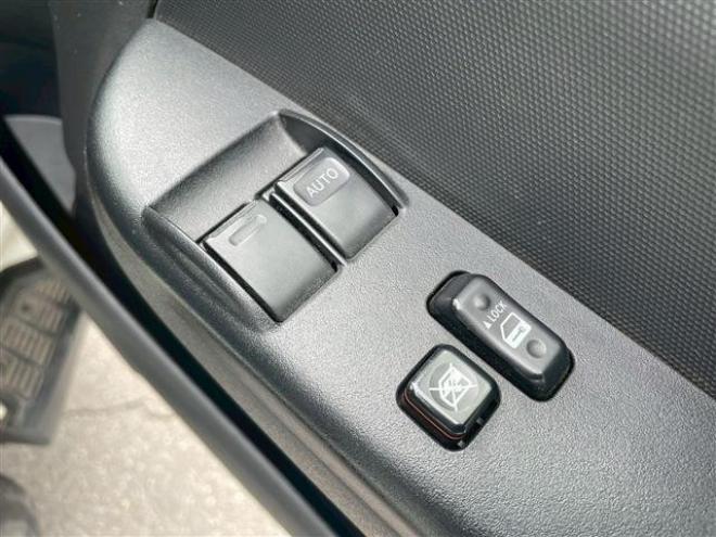 ハイエースバン3.0 中温冷凍バン ロング ディーゼルターボ 4WD　 3000