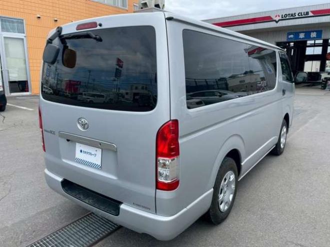 ハイエースバン3.0 DX ロング GLパッケージ ディーゼルターボ 4WD　(レジアスエース) 3000