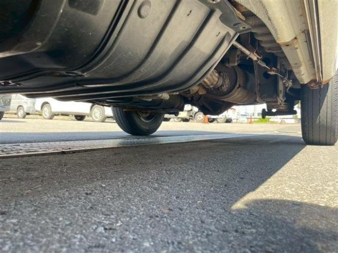 キャラバン3.0 DX ロングボディ ディーゼルターボ 4WD　冷蔵冷凍4WD 3000