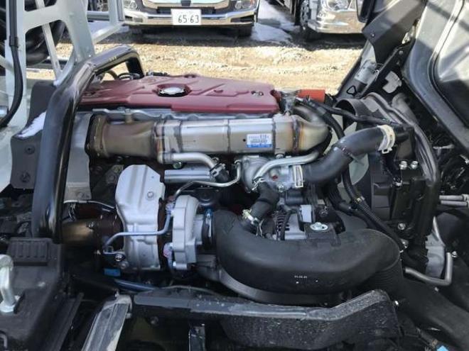 デュトロタンクローリー　2DG-XZU685M 新明和工業　 4WD 4000